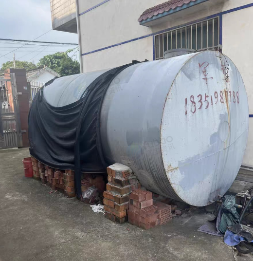 马鞍山地区工厂处理大型储罐
