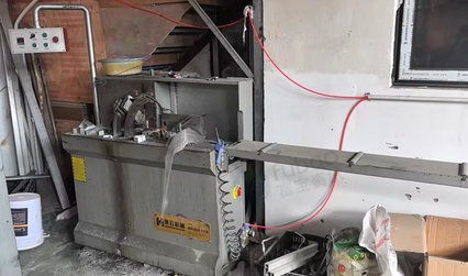 上海改行地区处理门窗加工设备