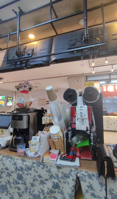 沈阳地区处理饮料柜、洗涤盆、制冰机、封口机等奶茶店设备整套