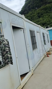 来宾地区工地完工处理活动折叠集装箱房