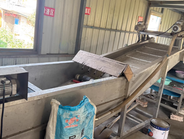 南通地区工厂处理消毒餐具自动除渣清洗包装收缩设备
