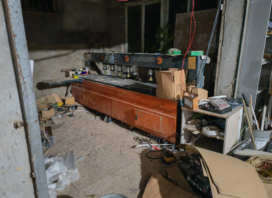 宿迁地区工厂处理全屋定制设备一批