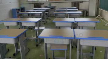 聊城地区处理1批辅导班用成套桌椅