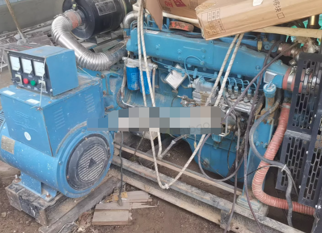 乐东地区工厂处理潍坊产256KW柴油发电机组