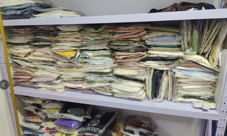 常州地区处理服装2000-3000件