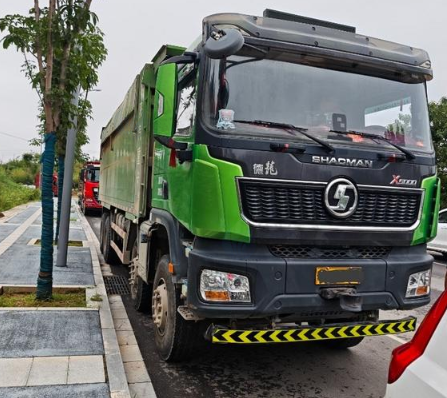 西安地区处理陕汽德龙X5000自卸车