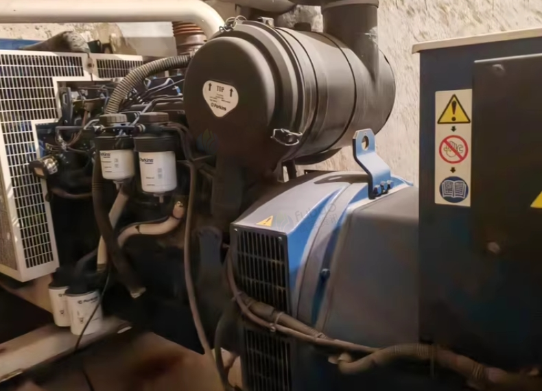 泸州地区公司处理发电机组110KW