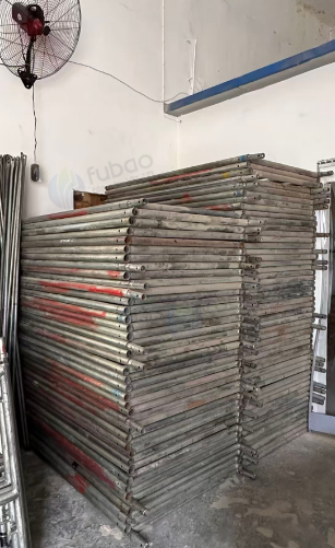 西安地区库房处理一批脚手架