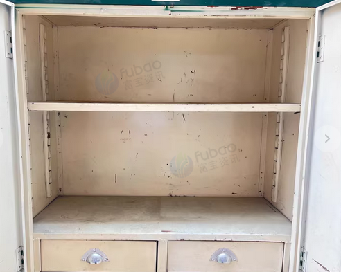 本溪地区处理10套老式卷柜箱、工具箱、铁箱