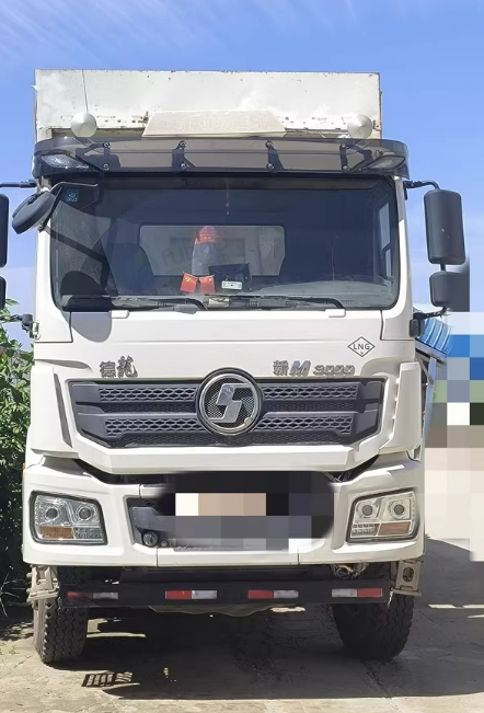 邢台地区处理两辆八轮渣土车