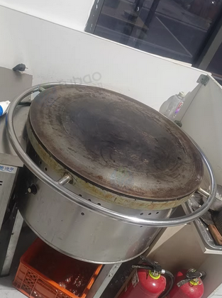 北京地区处理商用旋转大煎饼机、厨宝商用电烤箱