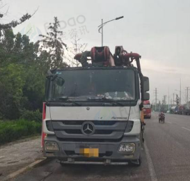 北京地区处理三一奔驰底盘的49米泵车