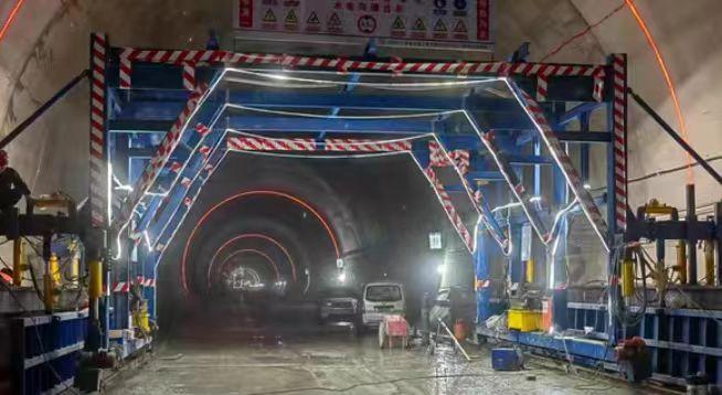 巴中地区工地完工处理水沟电缆槽台车