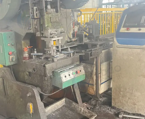 郑州地区车间处理精密下料机、冲床、锯床、双头锯、圆锯机、激光焊、喷塑面包炉等设备