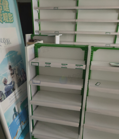 乌兰察布地区处理药店摆放货架、柜台、中药柜、货架等