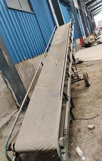 徐州地区工厂处理80*600移动式输送机