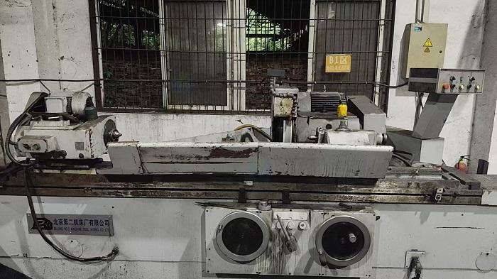 11月13日重庆大足零部件公司立式铣床、摇臂钻床、普通车床改数控等机器设备一批（包2）转让公告