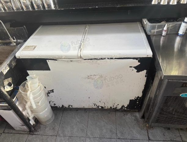 无锡地区处理酒吧设备一批
