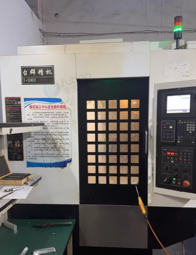 苏州地区工厂处理850华集加工中心1台、台群T500加工中心1台