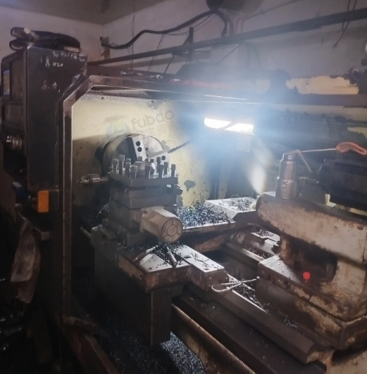 盐城地区工厂处理机床设备7-8台