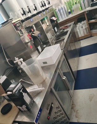 梧州地区处理冰沙机、开水机、茶水桶等整套奶茶设备
