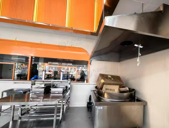 丽水地区店铺处理熬豆浆大锅、电动石磨两个、配套304不锈钢制品等豆腐坊设备