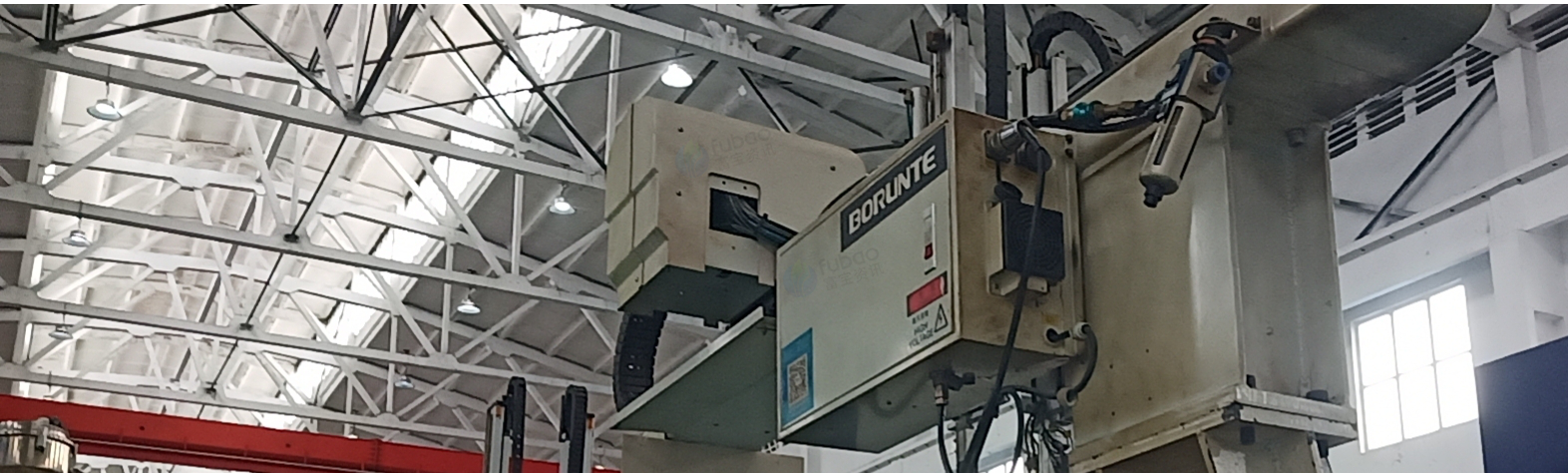 11月13日重庆巴南益弘防务公司摇臂钻床、机械手等废旧设备一批转让公告