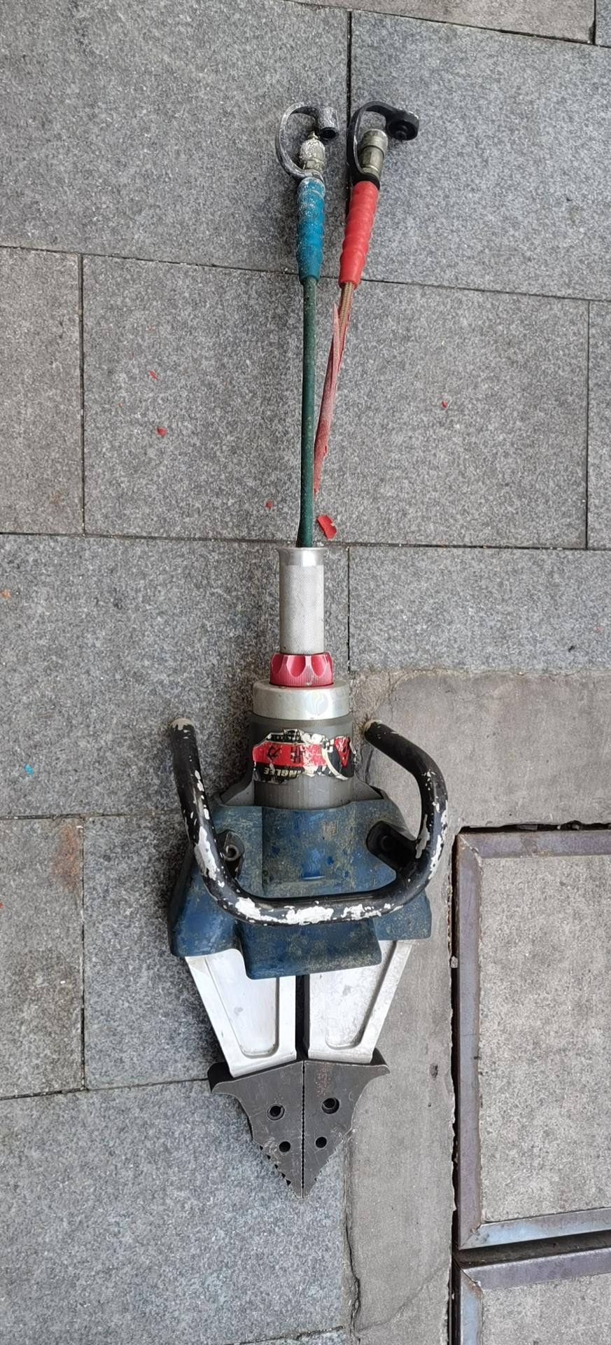 11月13日重庆巴南消防救援支队消防设备、其他床类等废旧资产一批转让公告