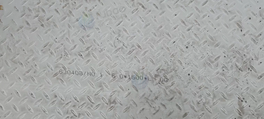 衢州地区处理1批不锈钢花纹板