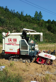 吉安地区处理22年沃德收割机