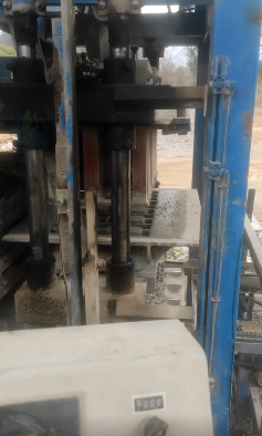 桂林地区处理全自动制砖机、上板机、配电控箱等砖厂设备