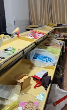 随州地区鲜果店处理货架、展示柜