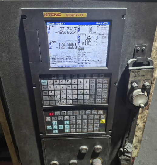 常州地区处理6163*1.5米齐齐哈尔车床1台、6150*1.5m数控车床1台