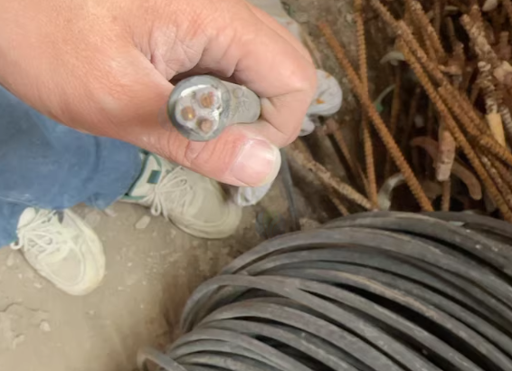 沈阳地区处理工程剩余 3×4 电缆线