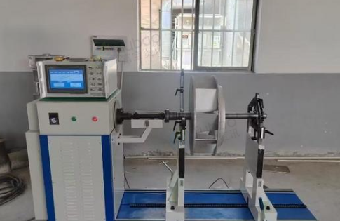 菏泽地区处理万向节动平衡机、单面立式动平衡机、圈带动平衡机