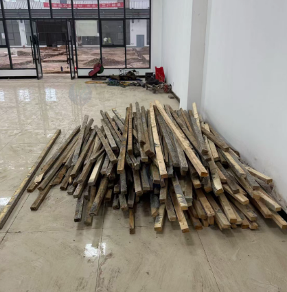 宝鸡地区处理100多根方木