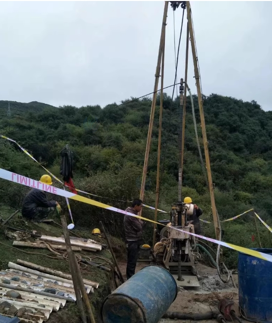 咸阳地区处理3台工程钻机两台聚龙200型