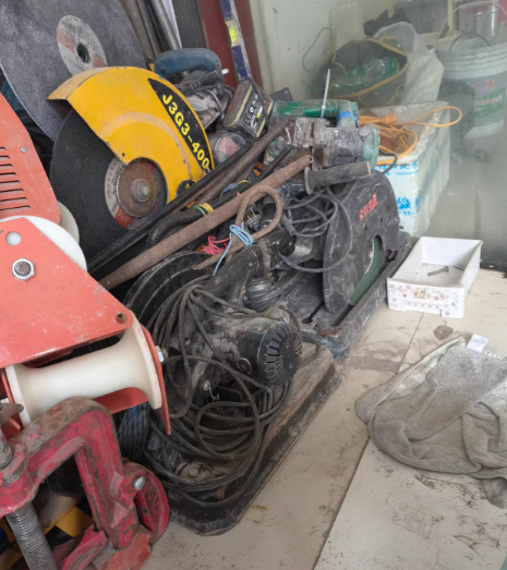 无锡地区工厂处理水电消防安装工具一批