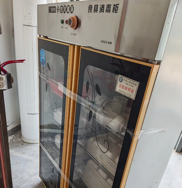 海口地区处理厨房设备一批