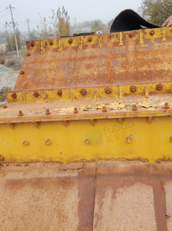 济南地区处理金宝山1214锤破 四层振动筛