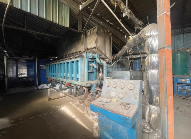 徐州地区工厂处理方圆eps预发机一套、二发发泡机、板机一套
