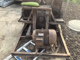 常州地区工厂处理大型法兰卷圆机 半自动切管机 空压机