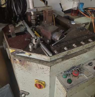 天津地区处理断桥铝门窗设备六件