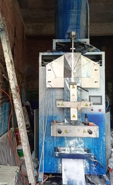 贵阳地区处理自动液料塑封机器一套涂料生产设备