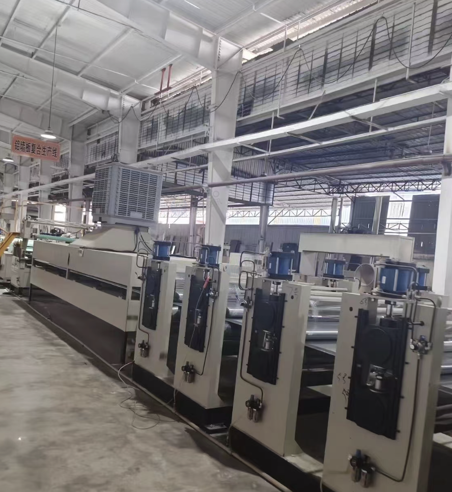 广州地区处理蜂窝钢板生产复合流水线