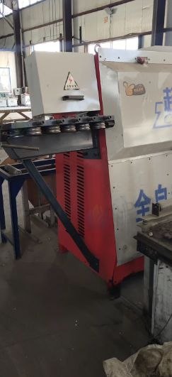 朝阳地区工程处理打眼机，调直机，C型刚车床，数控自动环直缝焊机，滤油机，压力机