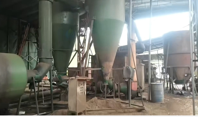 黔南地区木炭厂处理滚筒烘干机、制棒机粉碎机、航吊等