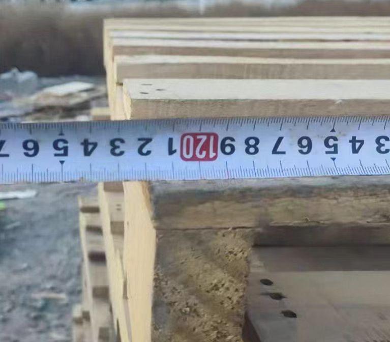 嘉峪关地区工地处理五千多个实木托盘