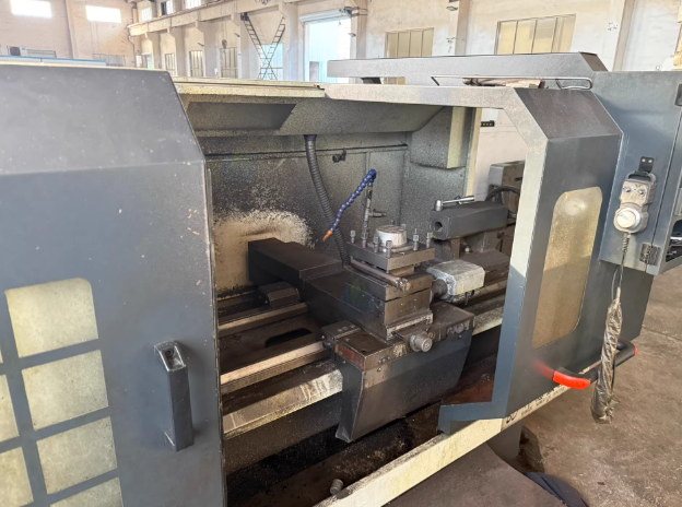 无锡地区工厂处理云南6150数控车床2台