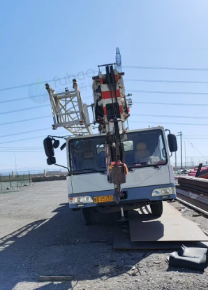 兰州地区处理25T中联牌汽车吊